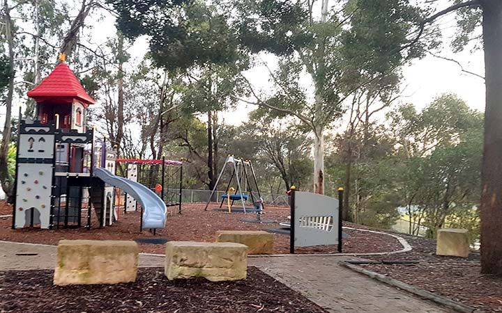 Mount Kuring-gai Park Playground