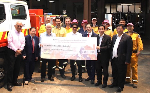 Chinese Community Donates to Hornsby bush fire Brigade